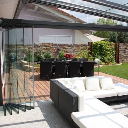 Wintergarten mit Markise